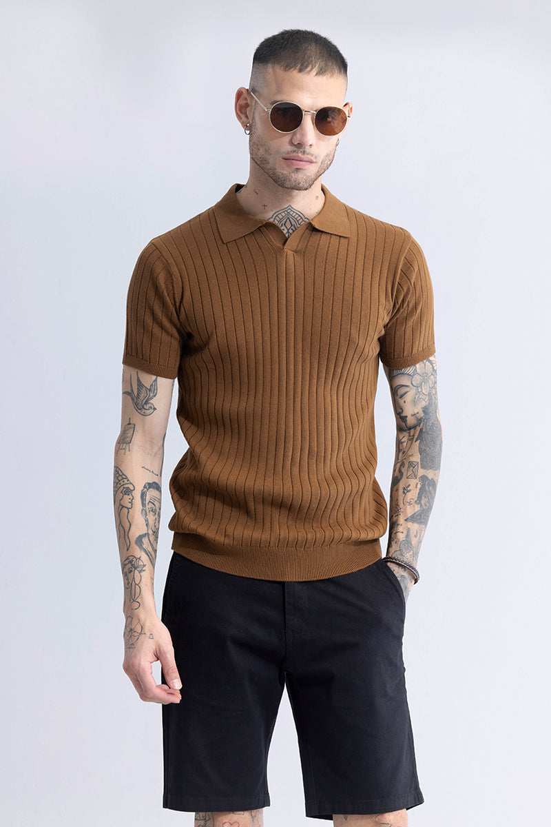 Elegantes gestreiftes braunes Poloshirt