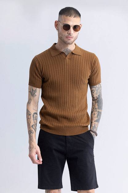 Elegantes gestreiftes braunes Poloshirt