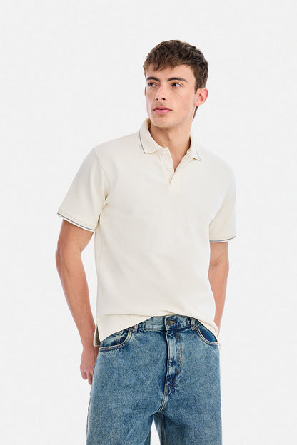 Polo en tricot texturé extensible